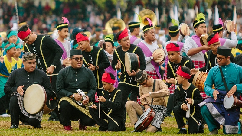 Discover Brunei's Kedayan Music - Where to go in Asia