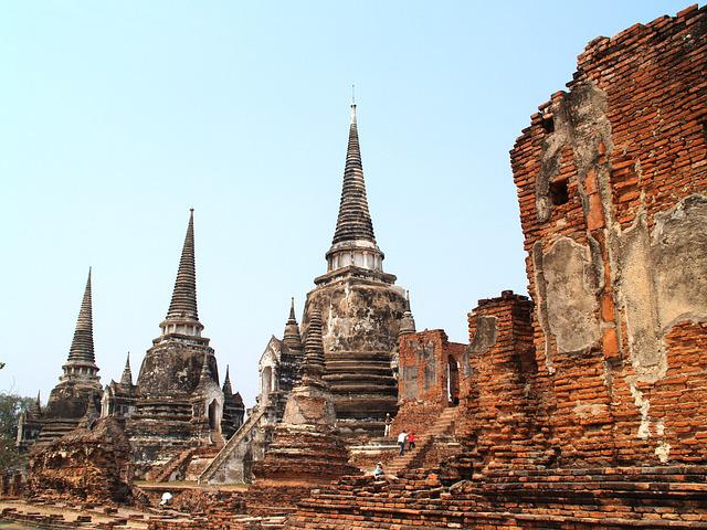 Discover-the-Interesting-Sacred-City-of-Ayutthaya-Thailand