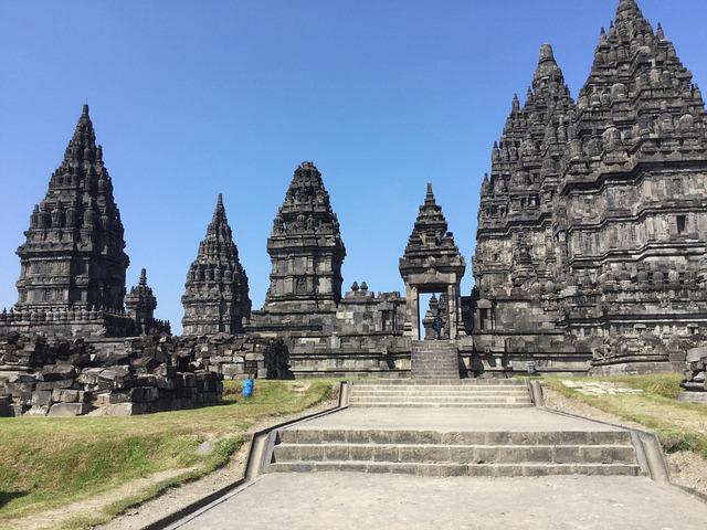 where-to-go-in-asia-Prambanan-temple-of-Indonesia
