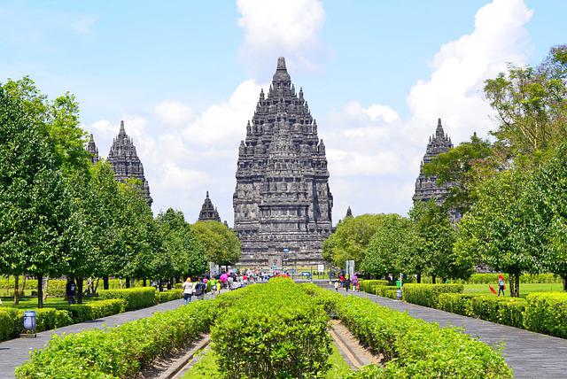 where-to-go-in-asia-Prambanan-temple-of-Indonesia