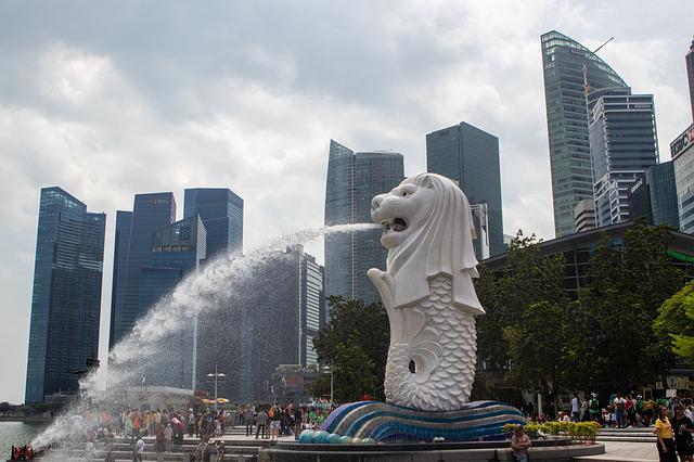where-to-go-in-asia-The-Majestic-and-Mystical-Merlion-of-Singapore
